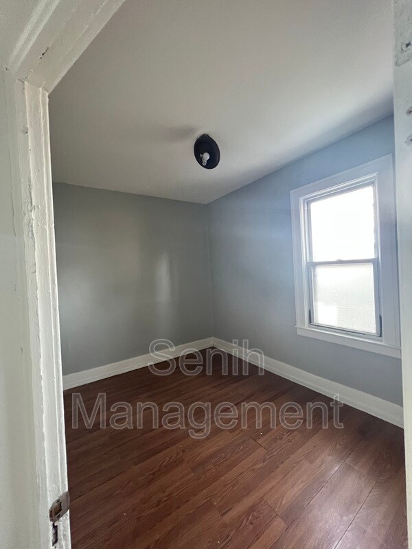 Building Photo - 6630 W Lafayette Blvd