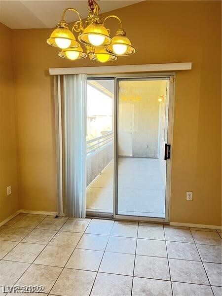 Building Photo - 9901 Trailwood Dr