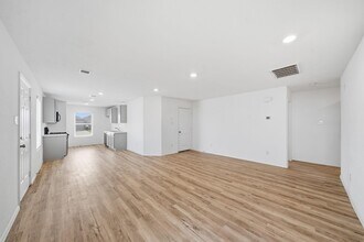 Building Photo - 26726 Wilderye Cv Ln