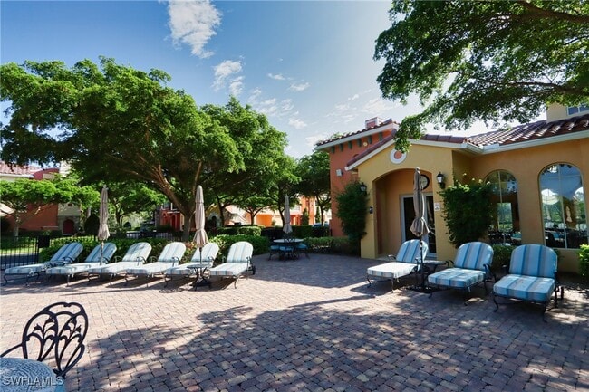 Foto del edificio - 8601 Piazza Del Lago Cir