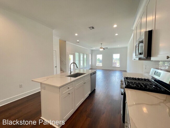 Foto del edificio - 3 br, 2.5 bath House - 9409 Dawson Bluff Blvd