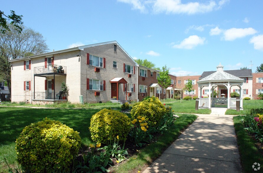 Westgate Arms Rentals Jeffersonville, PA