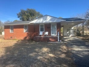 Building Photo - 1815 Fargo Dr