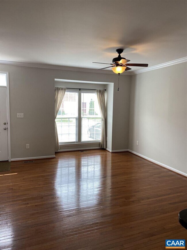 Foto del edificio - 1930 Asheville Dr