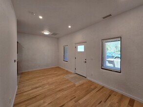 Building Photo - 1708 Paseo De Peralta