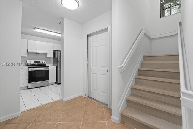 Foto del edificio - 390 City View Dr