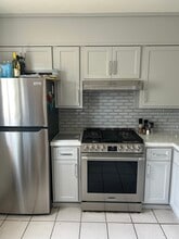 Building Photo - 4875 Cole St