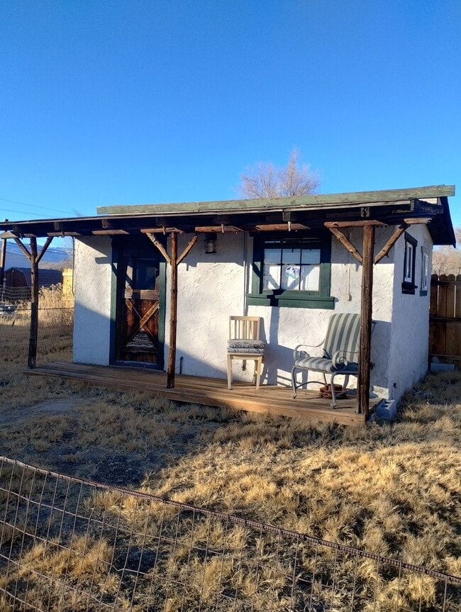 Building Photo - 2351 N Lompa Ln
