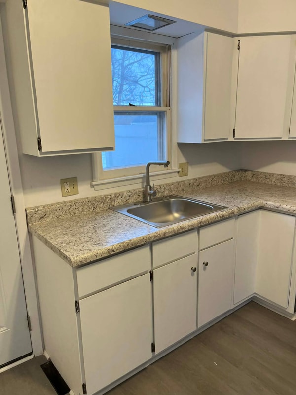 Foto del edificio - 605 E Robinson St