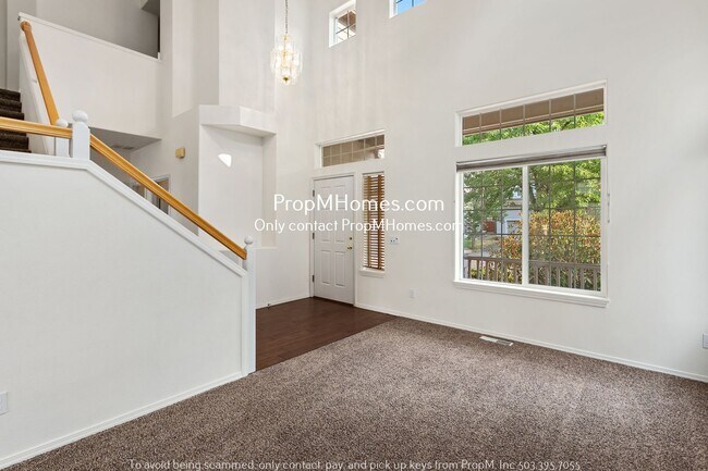 Building Photo - Beautiful Four Bedroom Home In NW Bethany!