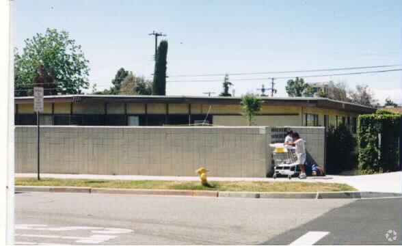 Building Photo - 7731 Fillmore Dr