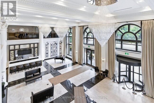 Photo du bâtiment - 118 King St E