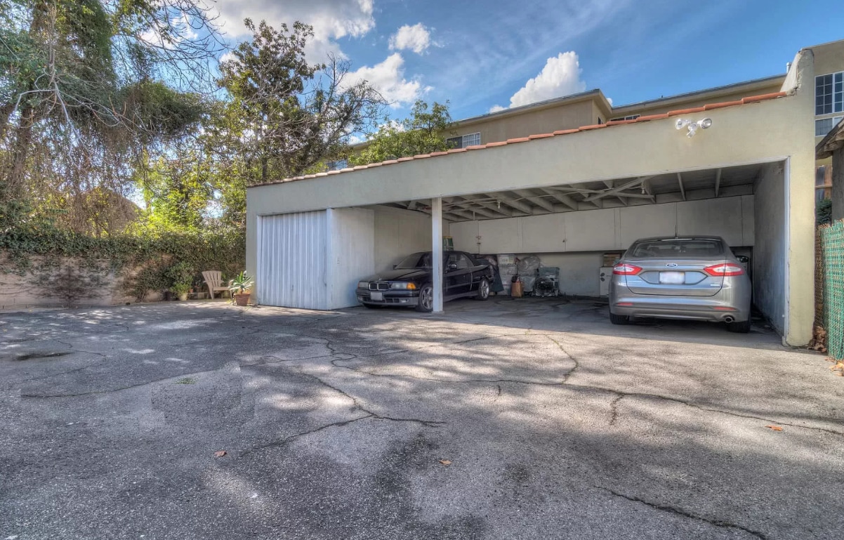 Building Photo - 4823 Cleon Ave