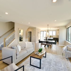 Building Photo - 154 Pointe Dr