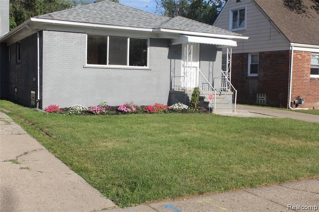 Primary Photo - 15760 Greenfield Rd