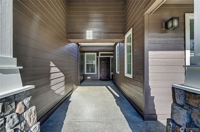 Building Photo - Spacious 2Br in Trilogy at Redmond Ridge 55+ Community
