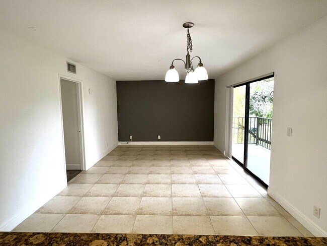 Foto del edificio - 1581 Balfour Point Dr