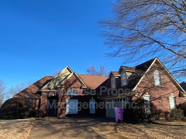 Building Photo - 2294 Kindlewood Dr