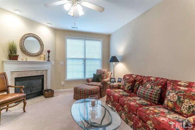 Foto del edificio - 5605 Slide Rock Ln
