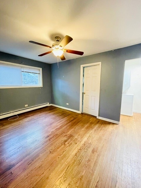 Building Photo - 1404 W Estes Ave