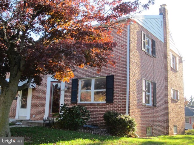 front - 608 Hershey Ave