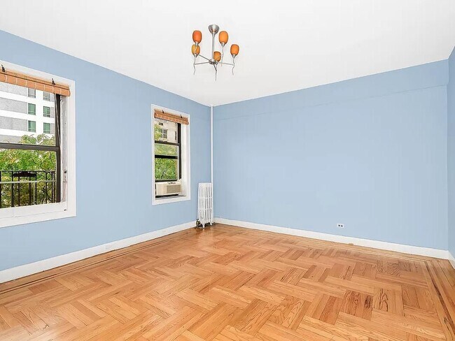 Foto del edificio - 3400 Wayne Ave