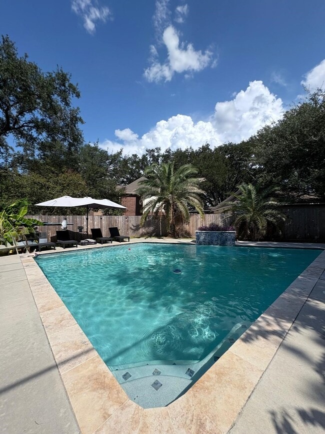 Building Photo - 8614 Canyon Pine Dr