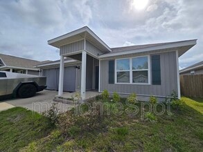 Building Photo - 4404 White Cedar Ct