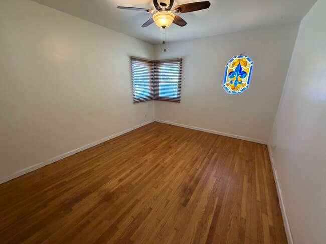 Building Photo - 2029 N Screenland Dr