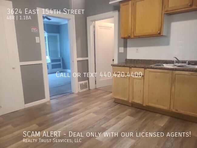 Foto del edificio - 3624 E 154th St