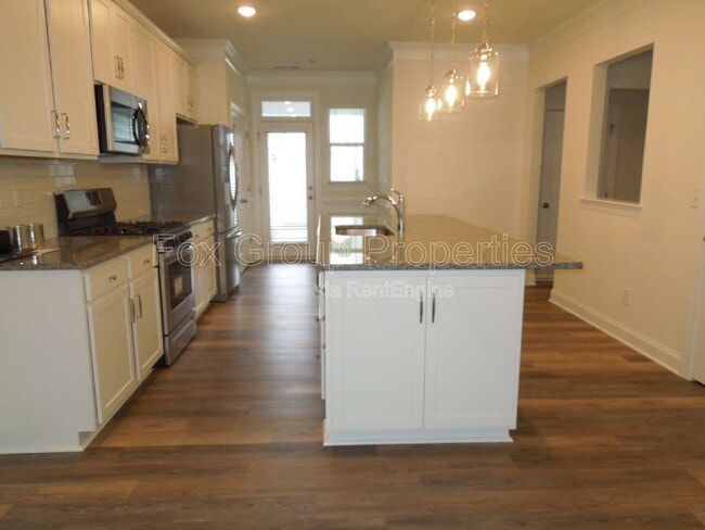 Foto del edificio - 180 Waterlynn Ridge Rd
