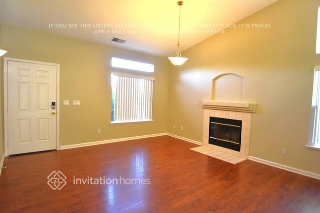 Building Photo - 795 Foxtrotter Way