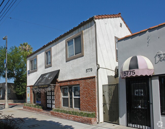 Foto del edificio - 5779 Venice Blvd