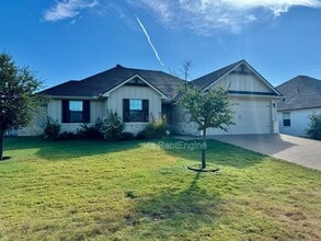 Building Photo - 10305 T Bury Ln