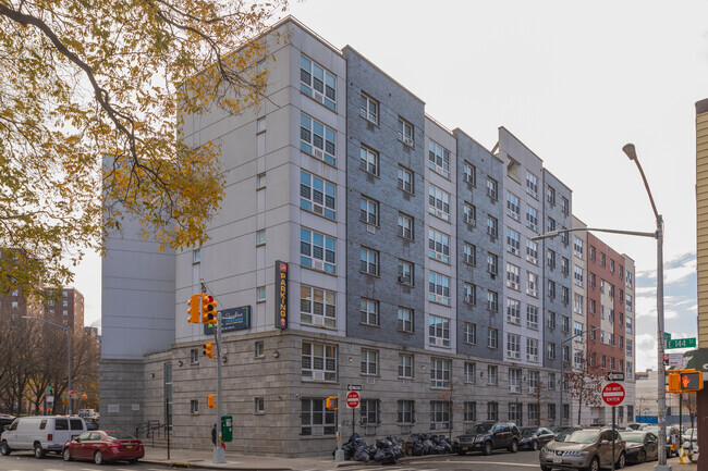 Building Photo - Morris Court