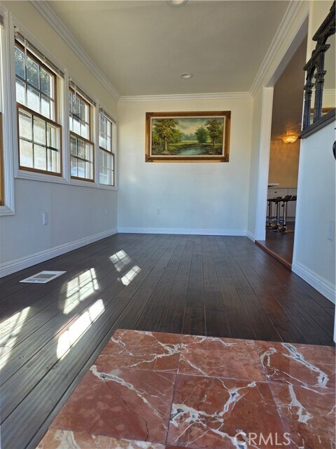 Foto del edificio - 45371 Cardiff St