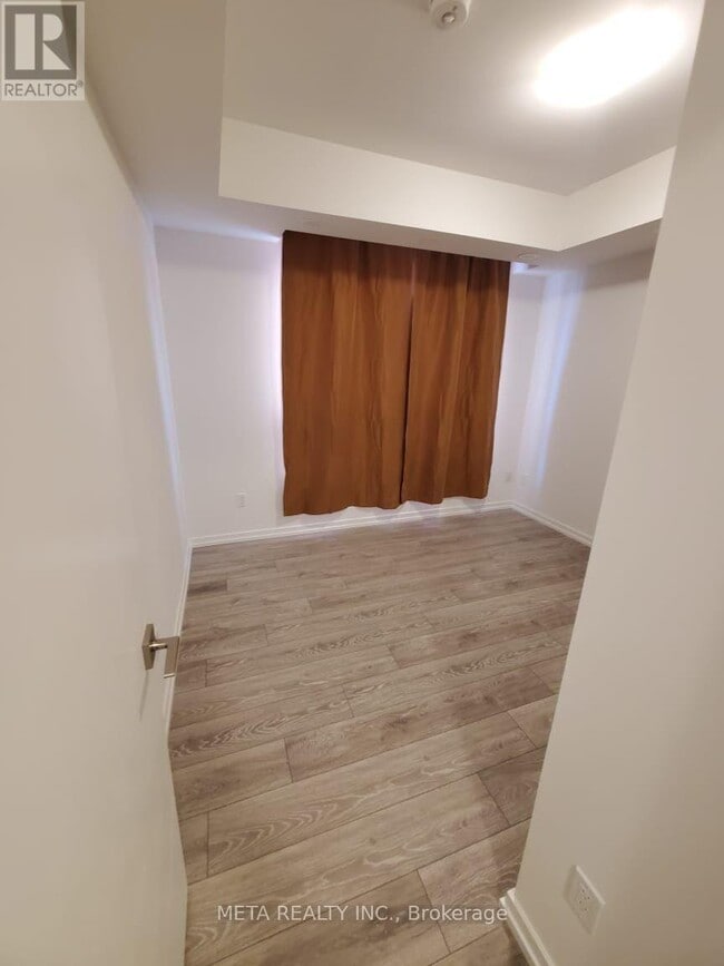 Building Photo - 22 Lytham Grn Cir
