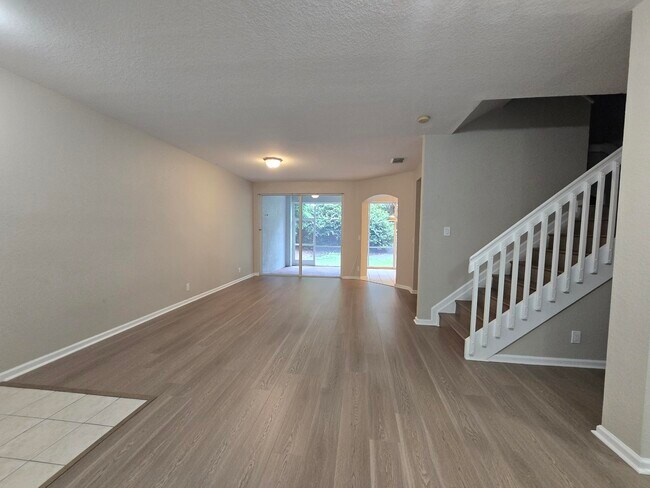 Foto del edificio - 2349 Center Stone Ln