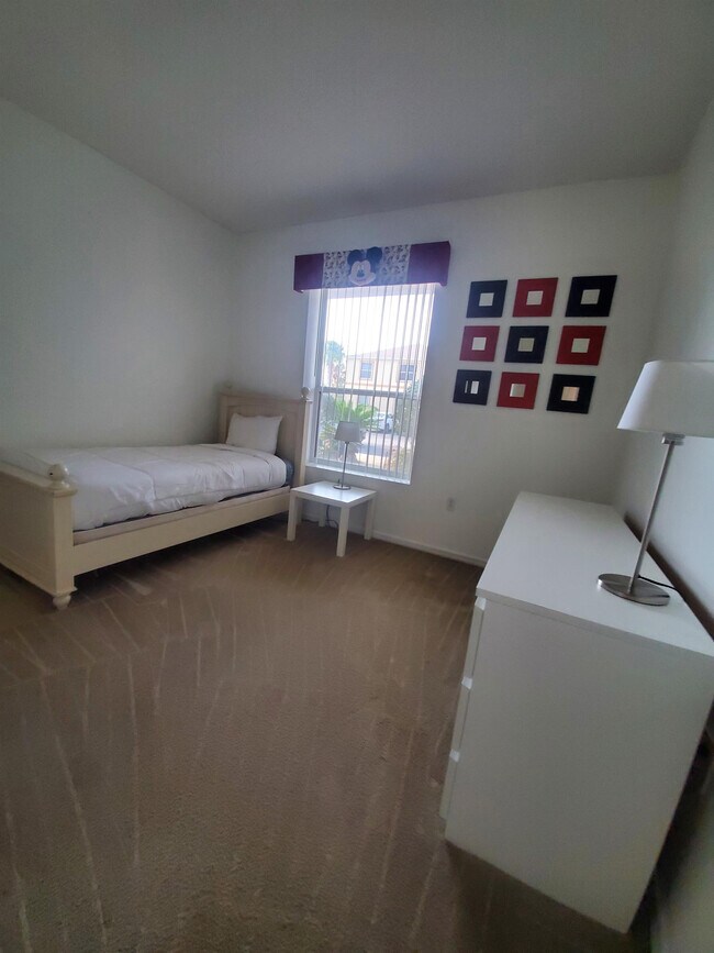 Foto del edificio - 3119 Sun Lake Ct