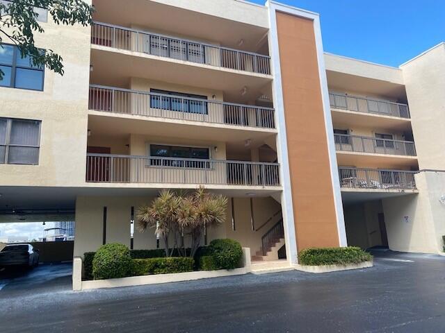 Primary Photo - 200 Golden Isles Dr