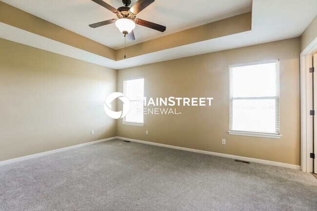 Building Photo - 4 Bedroom Pet-Friendly Home in Pleasant Hi...