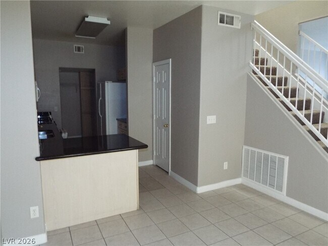 Foto del edificio - 9663 Gunsmith Dr