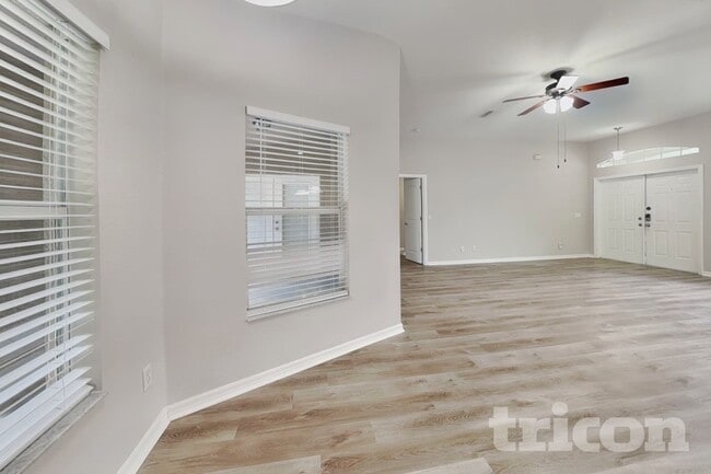 Foto del edificio - 4251 Galvin Ln