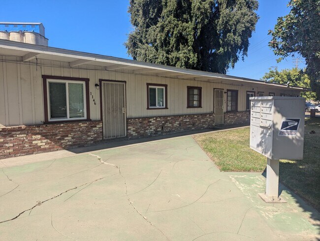 Foto del edificio - 1146 Stoddard Ave