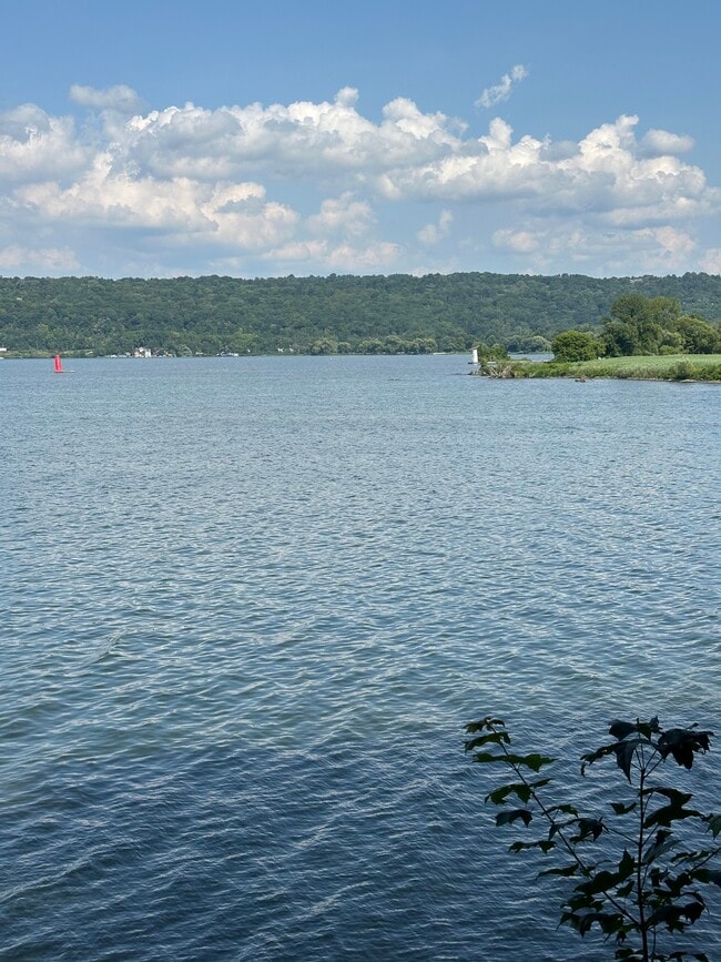Foto del edificio - 835 Taughannock Blvd