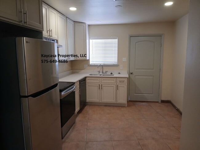 Building Photo - 1820 Rentfrow Ave