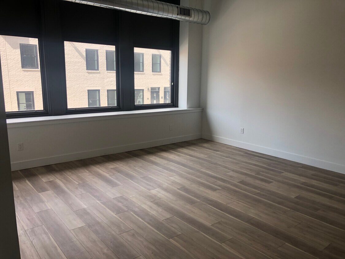 Foto del edificio - 2826 Salmon St