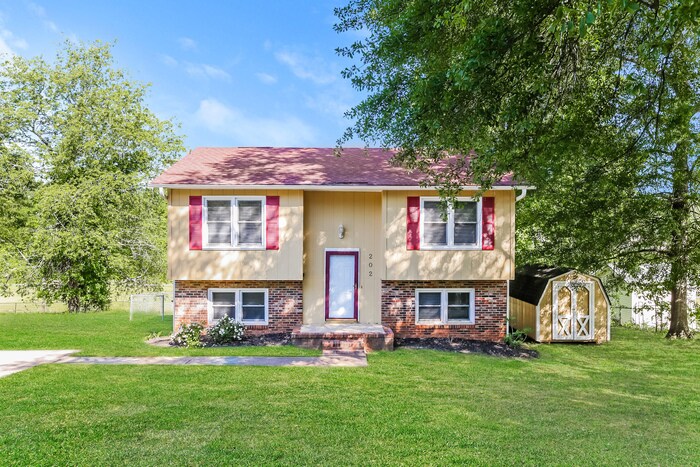 Primary Photo - Don't Miss Out on This Simpsonville Gem!