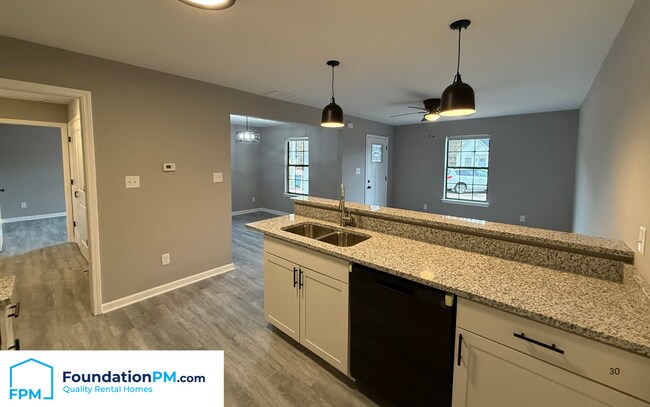 Foto del edificio - 3413 Rosecreek Cove