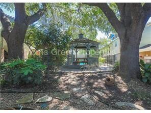 Foto del edificio - 2104 Cullen Ave